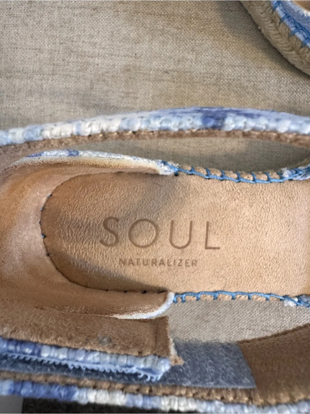 SOUL Naturalizer Women's Blue Floral Espadrille Wedge Ankle Velcro Sandals Sz 6W